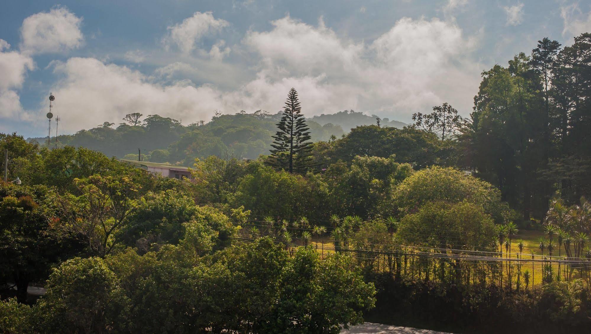 Cabinas Eddy B&B Monteverde Екстериор снимка